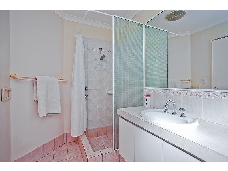 26 Goldfinch Loop, Woodvale WA 6026