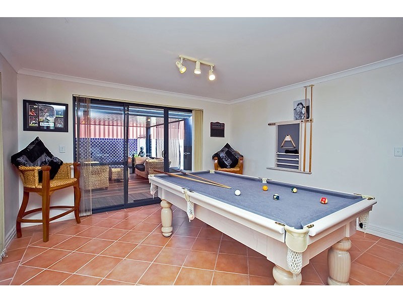 26 Goldfinch Loop, Woodvale WA 6026