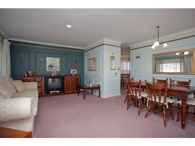 9 Canterbury Circle, Currambine WA 6028