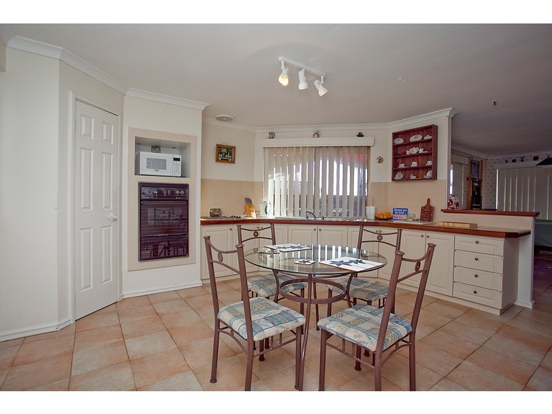 9 Canterbury Circle, Currambine WA 6028