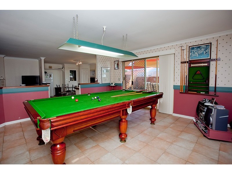 9 Canterbury Circle, Currambine WA 6028