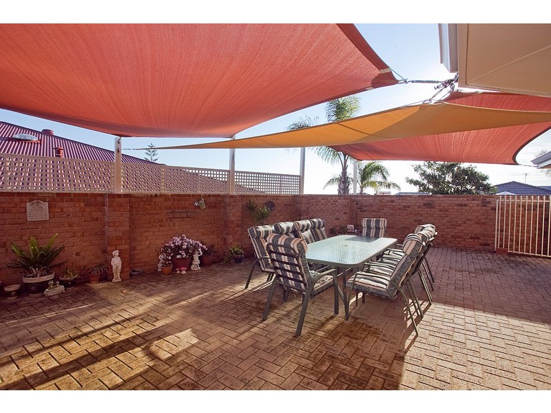 9 Canterbury Circle, Currambine WA 6028