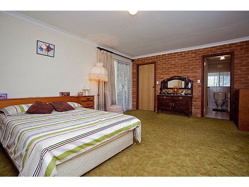 143 Tranquil Drive, Carramar WA 6031