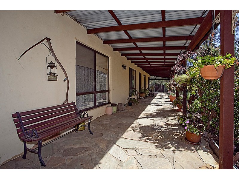 143 Tranquil Drive, Carramar WA 6031