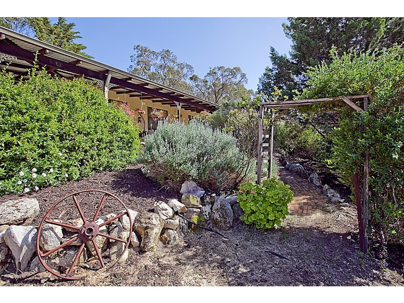 143 Tranquil Drive, Carramar WA 6031