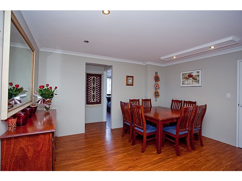 21 Stradbroke Gardens, Ridgewood WA 6030