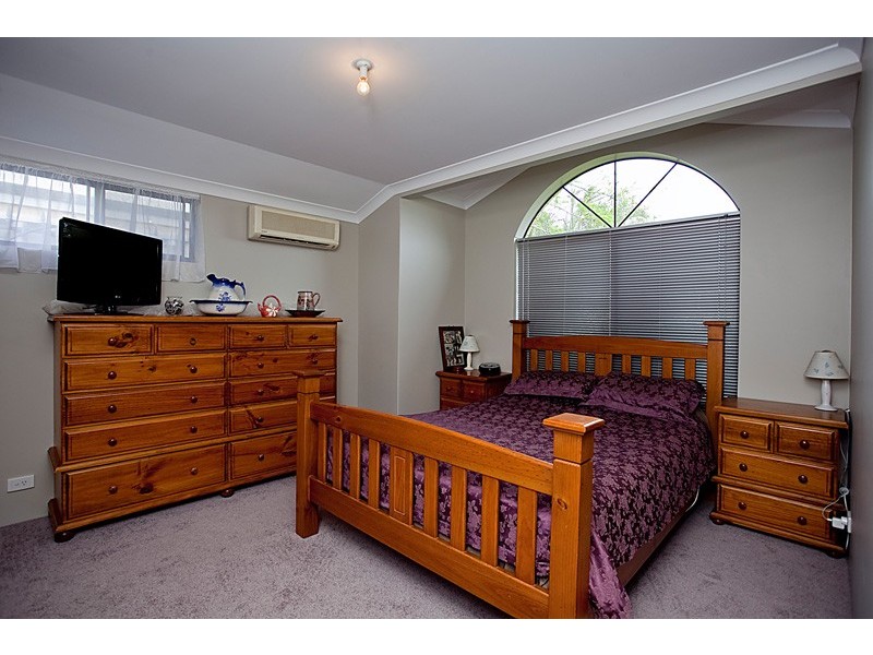 21 Stradbroke Gardens, Ridgewood WA 6030