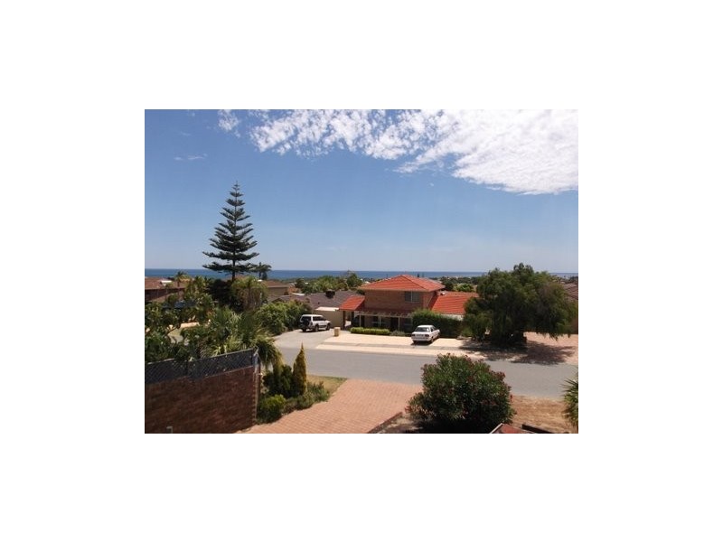 2 Bounty Place, Ocean Reef WA 6027