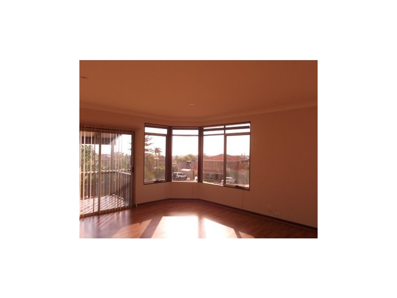 2 Bounty Place, Ocean Reef WA 6027