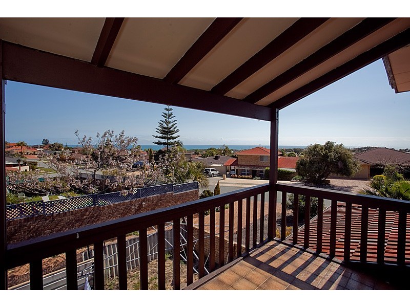 2 Bounty Place, Ocean Reef WA 6027