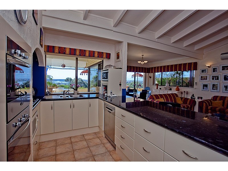 22 Woodland Loop, Edgewater WA 6027