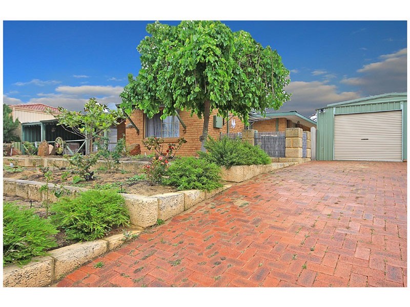 217 Eddystone Ave, Beldon WA 6027