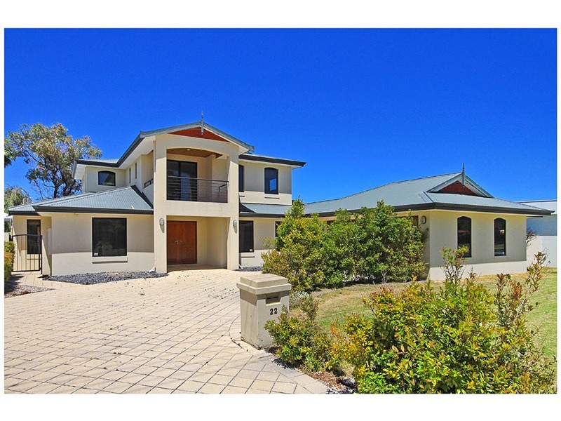 22  Angove Drive, Hillarys WA 6025