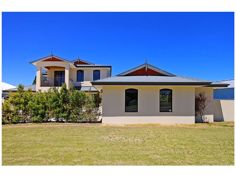 22  Angove Drive, Hillarys WA 6025