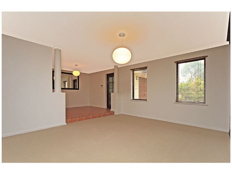 22  Angove Drive, Hillarys WA 6025