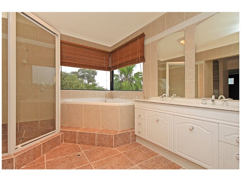 22  Angove Drive, Hillarys WA 6025