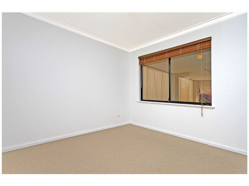 22  Angove Drive, Hillarys WA 6025