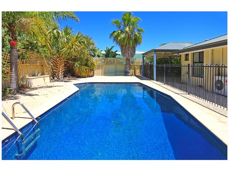 22  Angove Drive, Hillarys WA 6025