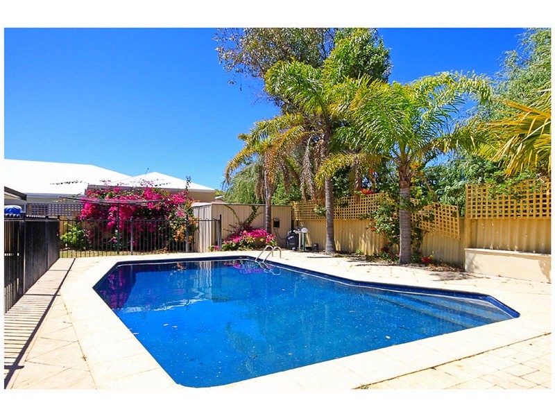 22  Angove Drive, Hillarys WA 6025