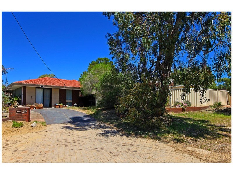 38 Oxley Avenue, Padbury WA 6025