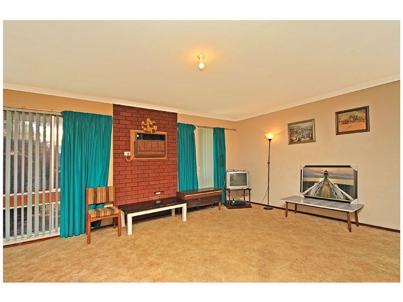 38 Oxley Avenue, Padbury WA 6025