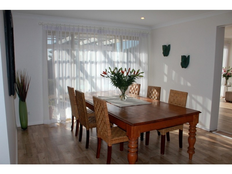 49 Caledonia Ave, Currambine WA 6028