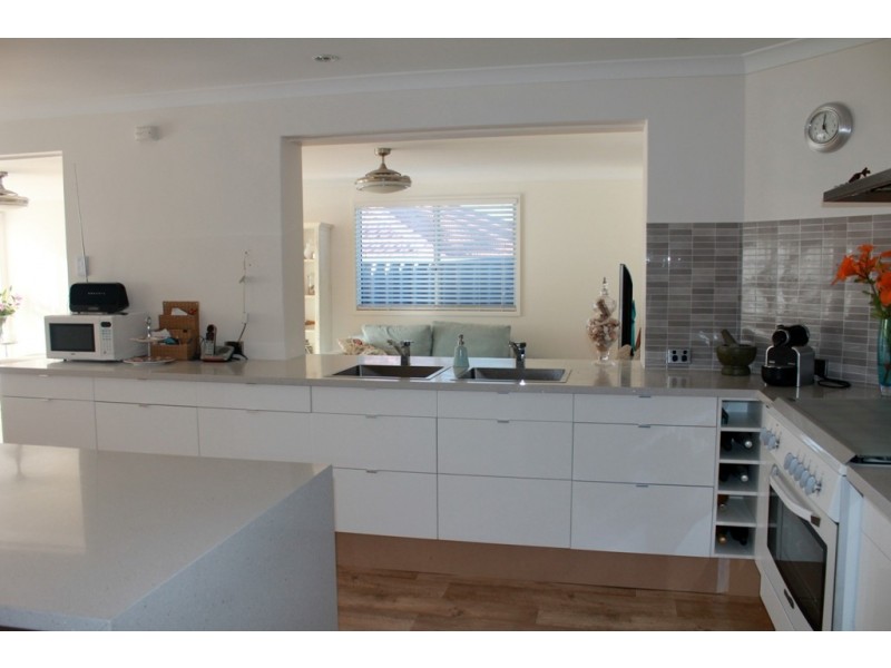 49 Caledonia Ave, Currambine WA 6028