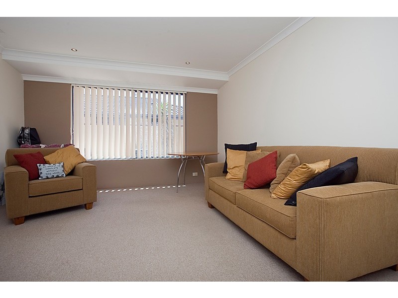 60 Clydebank Crescent, Kinross WA 6028