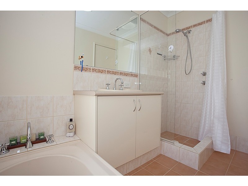 60 Clydebank Crescent, Kinross WA 6028