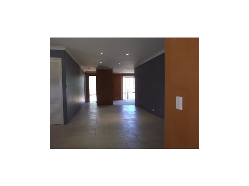 1 Sanford Ct, Heathridge WA 6027