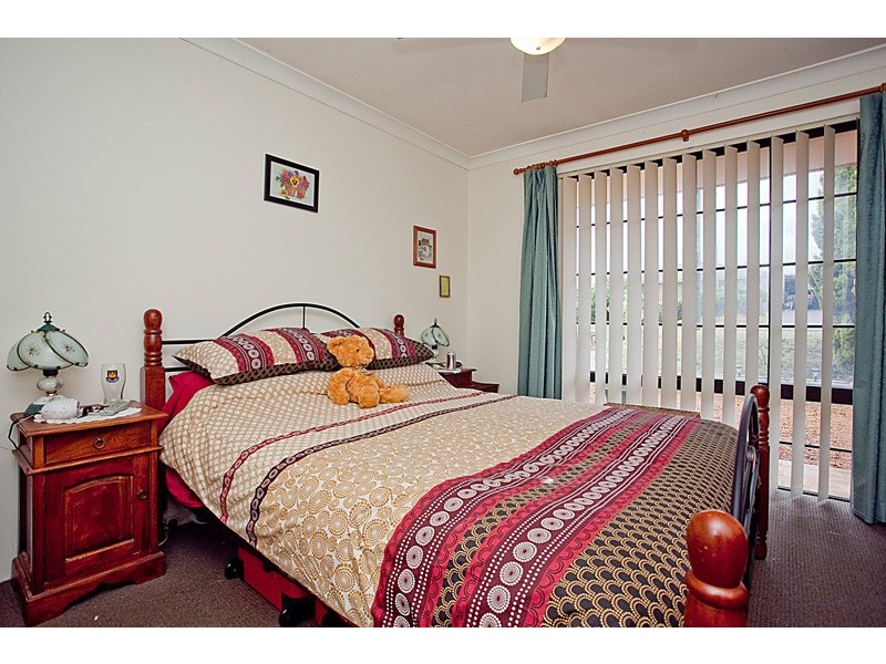 1 Sanford Ct, Heathridge WA 6027