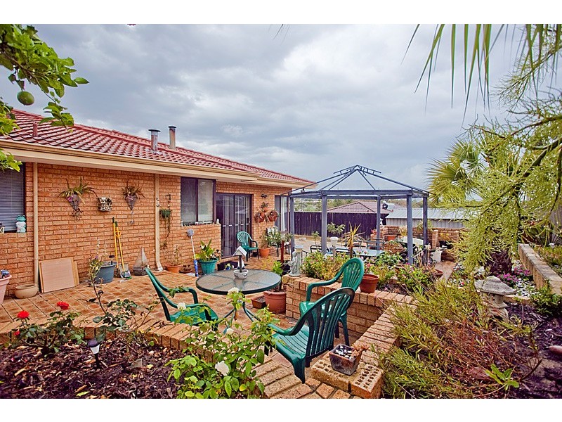 1 Sanford Ct, Heathridge WA 6027