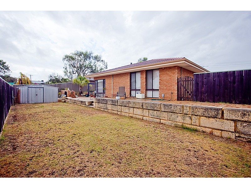 1 Sanford Ct, Heathridge WA 6027