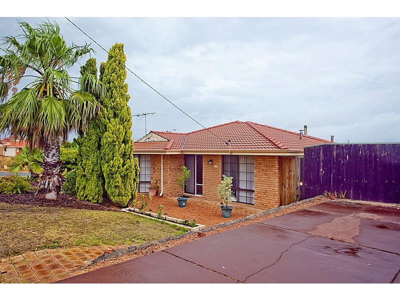 1 Sanford Ct, Heathridge WA 6027