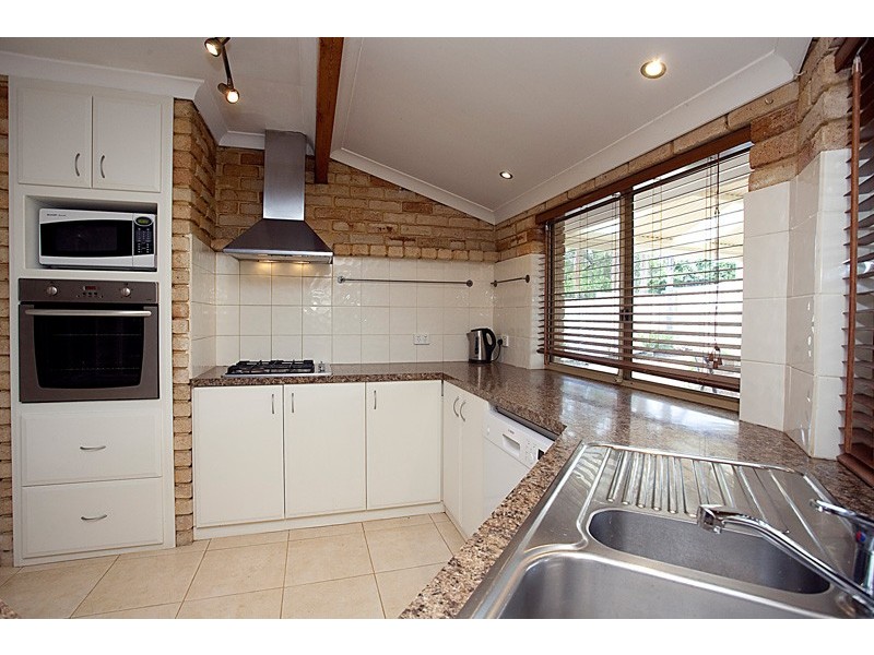 53 Trappers Drive, Woodvale WA 6026