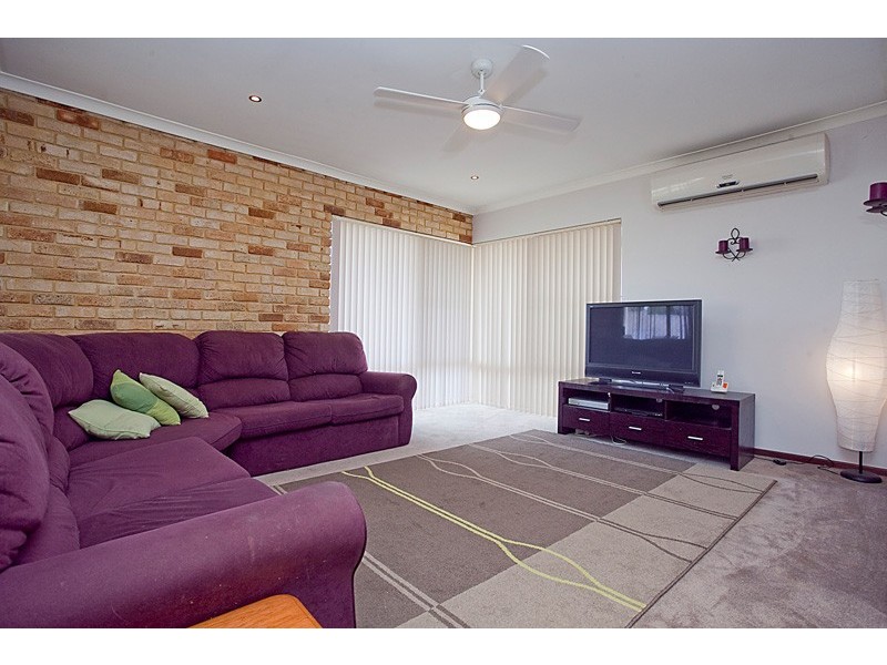 53 Trappers Drive, Woodvale WA 6026