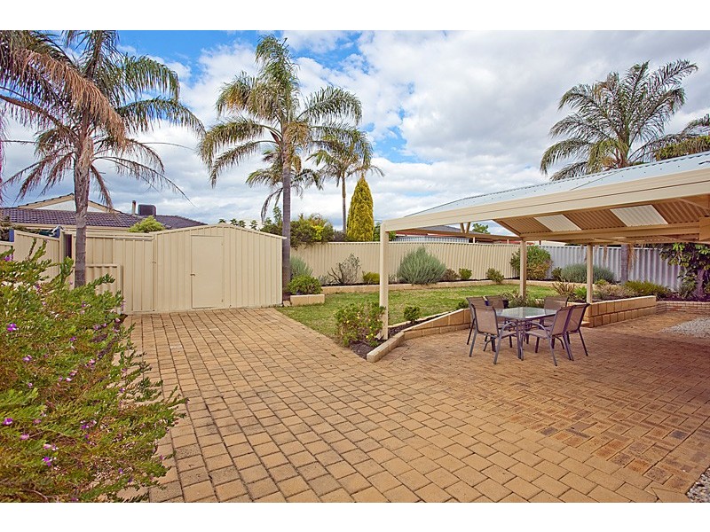 53 Trappers Drive, Woodvale WA 6026