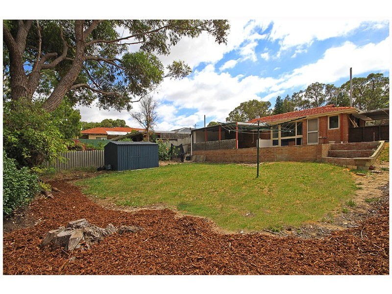 278 Camberwarra Dr, Craigie WA 6025