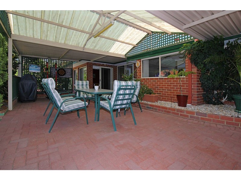 8 Dunblane Court, Kinross WA 6028