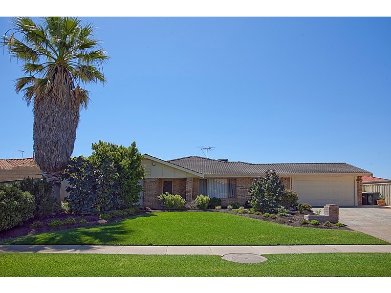 4 Bacchante Circle, Ocean Reef WA 6027