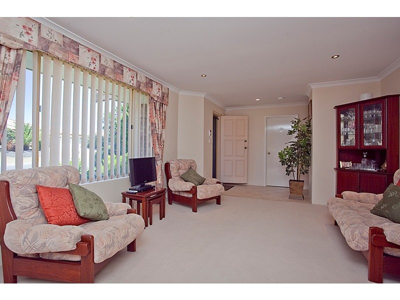 4 Bacchante Circle, Ocean Reef WA 6027