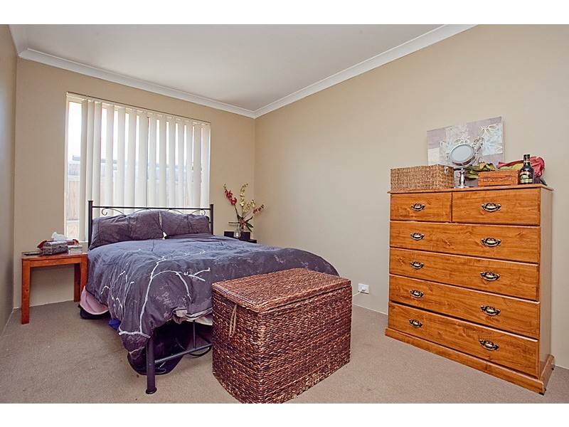 9 Charnley Link, Wanneroo WA 6065