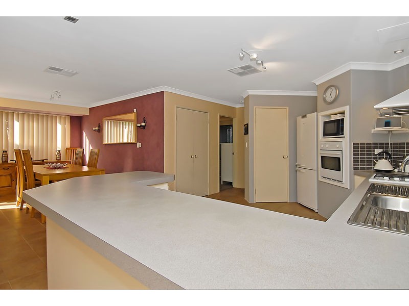 11 Soverel Close, Heathridge WA 6027