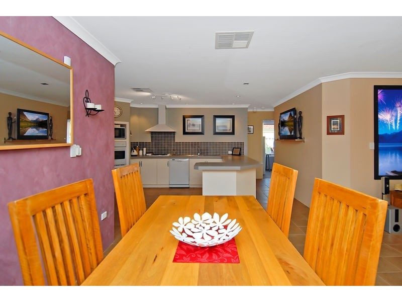 11 Soverel Close, Heathridge WA 6027