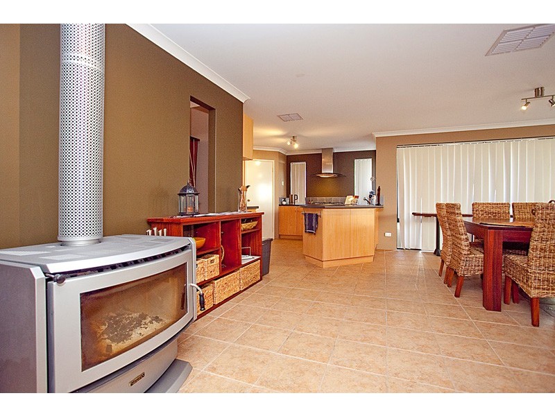 39 Donnelly Ramble, Wanneroo WA 6065