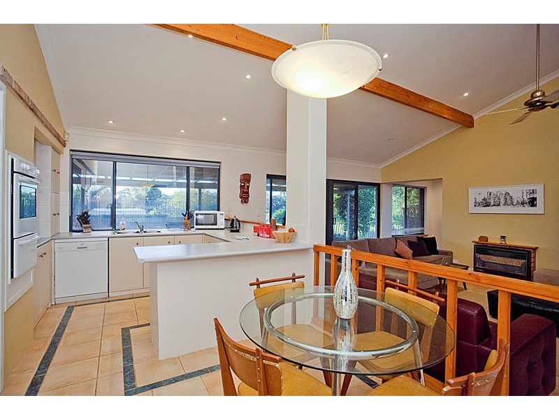 7 Tomatin Ct, Duncraig WA 6023