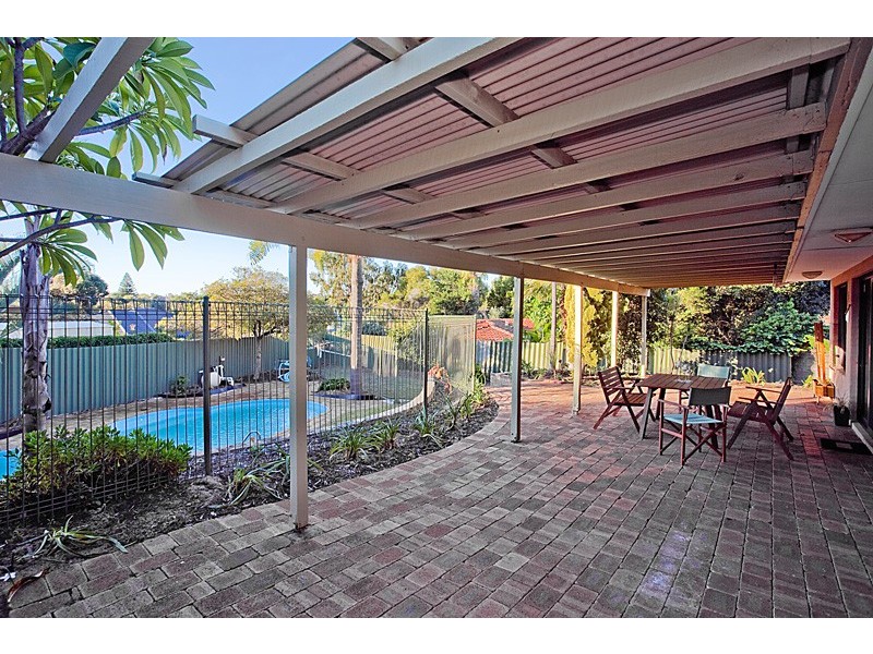 7 Tomatin Ct, Duncraig WA 6023