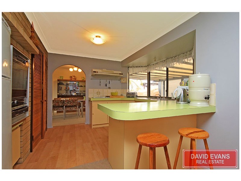 3 Cox Pl, Craigie WA 6025