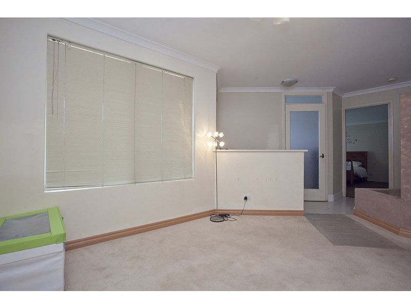 47 Mallina Circuit, Carramar WA 6031