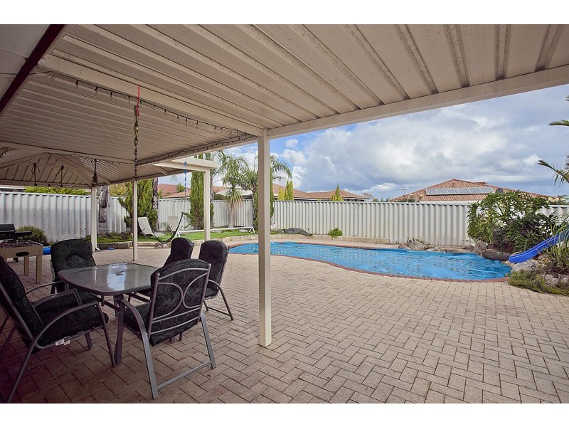 47 Mallina Circuit, Carramar WA 6031
